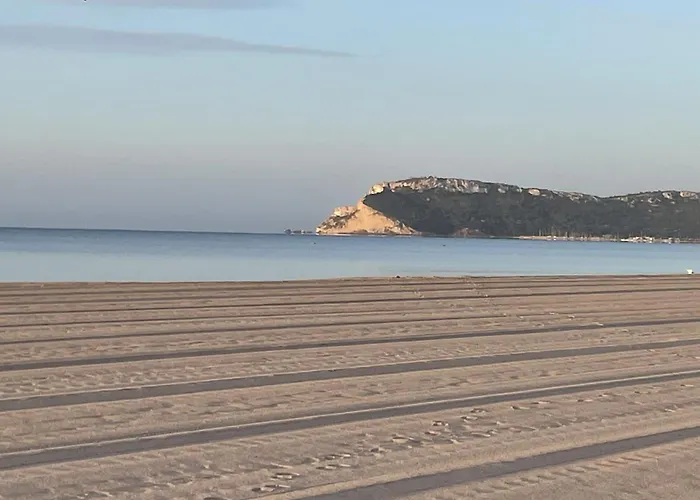 アパート Mari'entu クアルトゥ・サンテーレナ